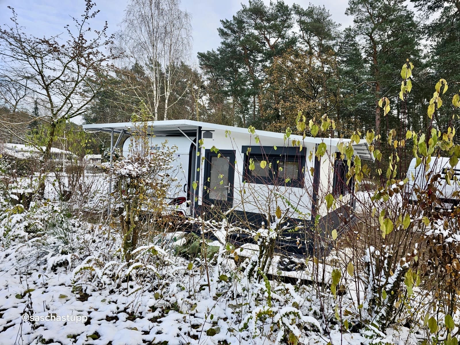 Schall Camping Vorzelt Terrassenansicht