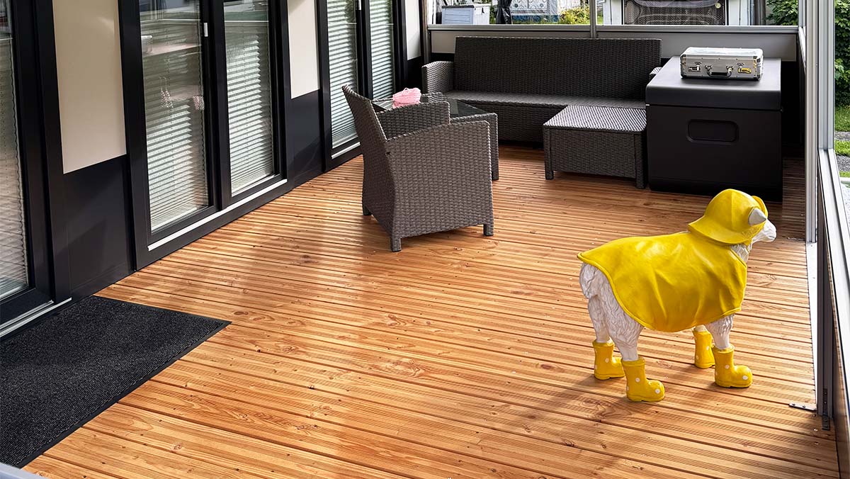 Schall Camping Terrasse mit Dach